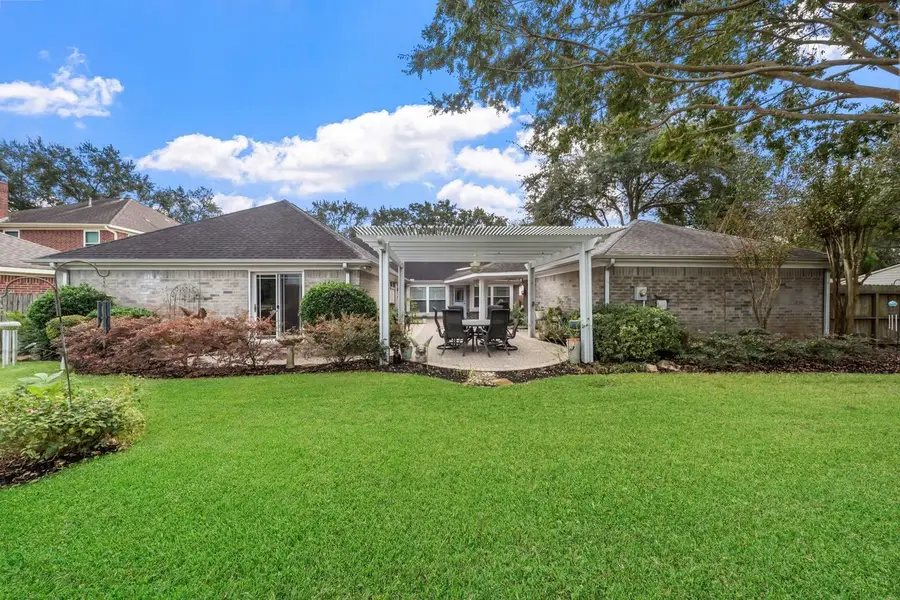 8006 Meadow Pond Drive, Missouri City, TX 77459 - Image #3