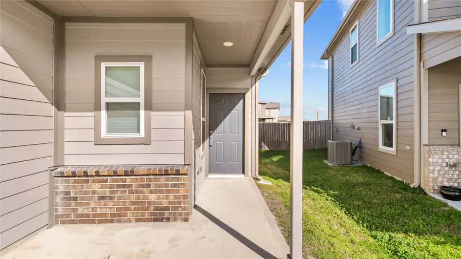 14510 Chasing Bend Drive, Houston, TX 77069 - Image #2