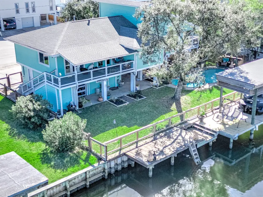 325 Ling Street, Bayou Vista, TX 77563 - Image #3