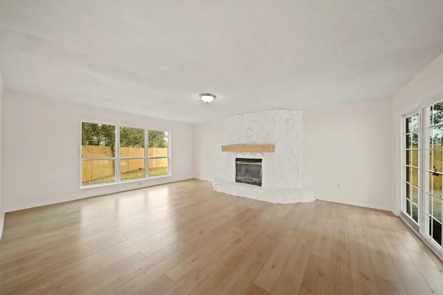 5 Dallas Court #1, Angleton, TX 77515 - #3