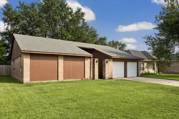 2311 Webster Ranch Road, Friendswood, TX 77546