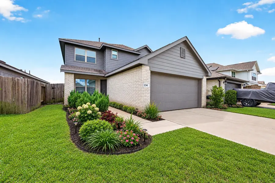 134 Austin Road, Angleton, TX 77515 - #2