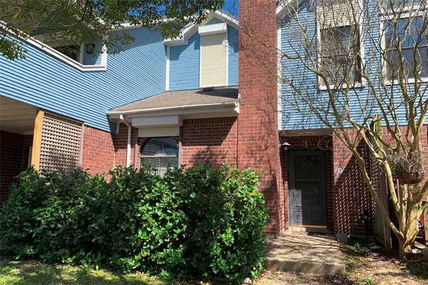 3100 75th Street #3, Galveston, TX 77551