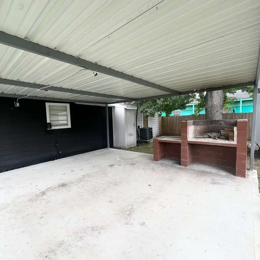 2707 Almendares Avenue, Pasadena, TX 77506 - #2