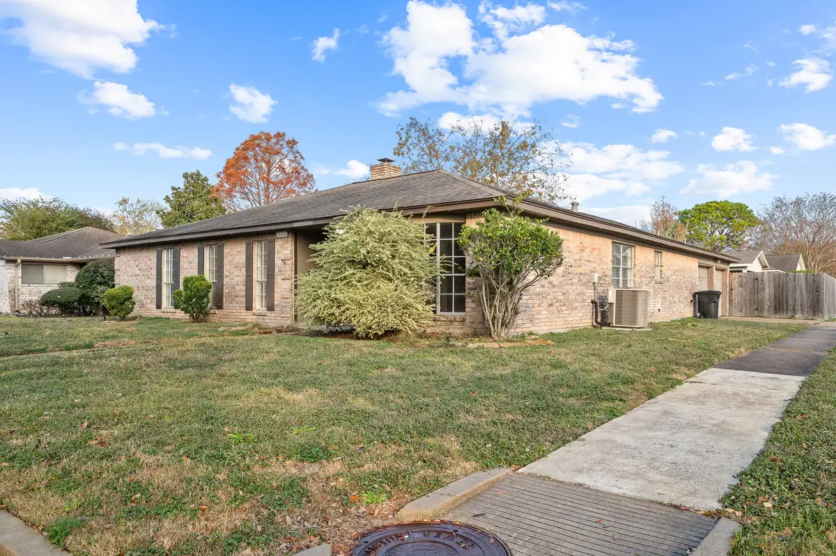 9302 Claridge Drive, Houston, TX 77031 - Image #1