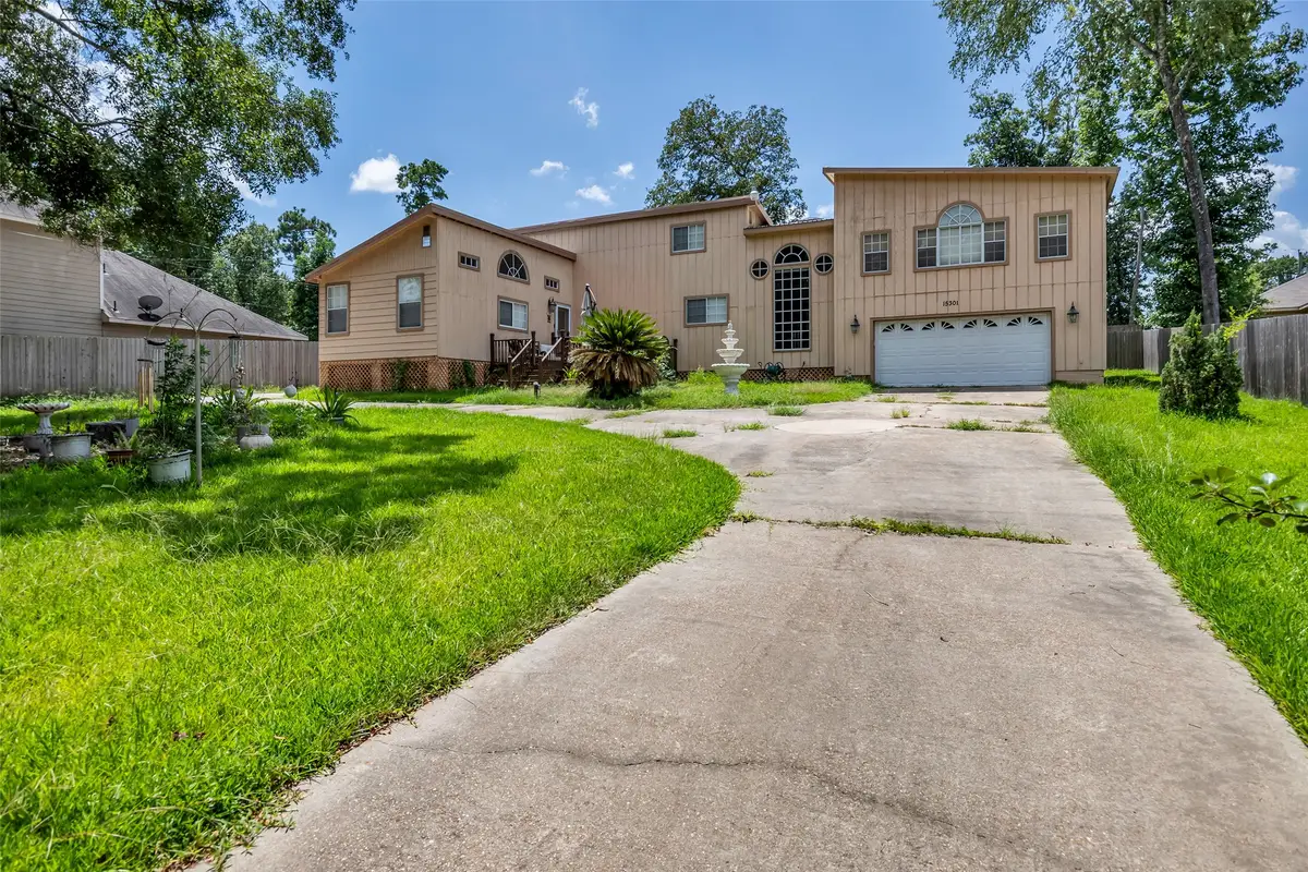 15301 Arrowhead Loop W, Willis, TX 77378 - #1