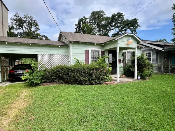 2507 Couch Street, Houston, TX 77008