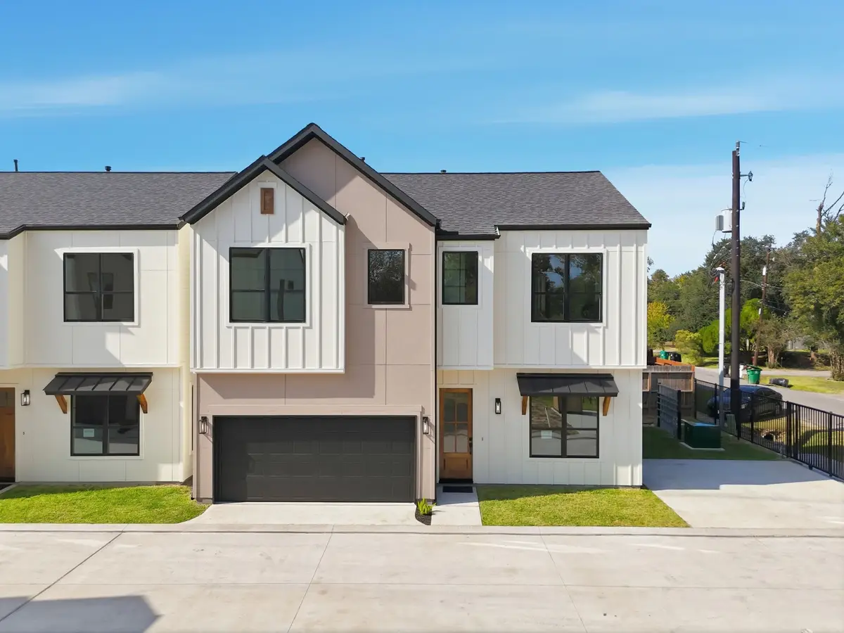 9419 E Montridge Lane, Houston, TX 77080 - Image #1