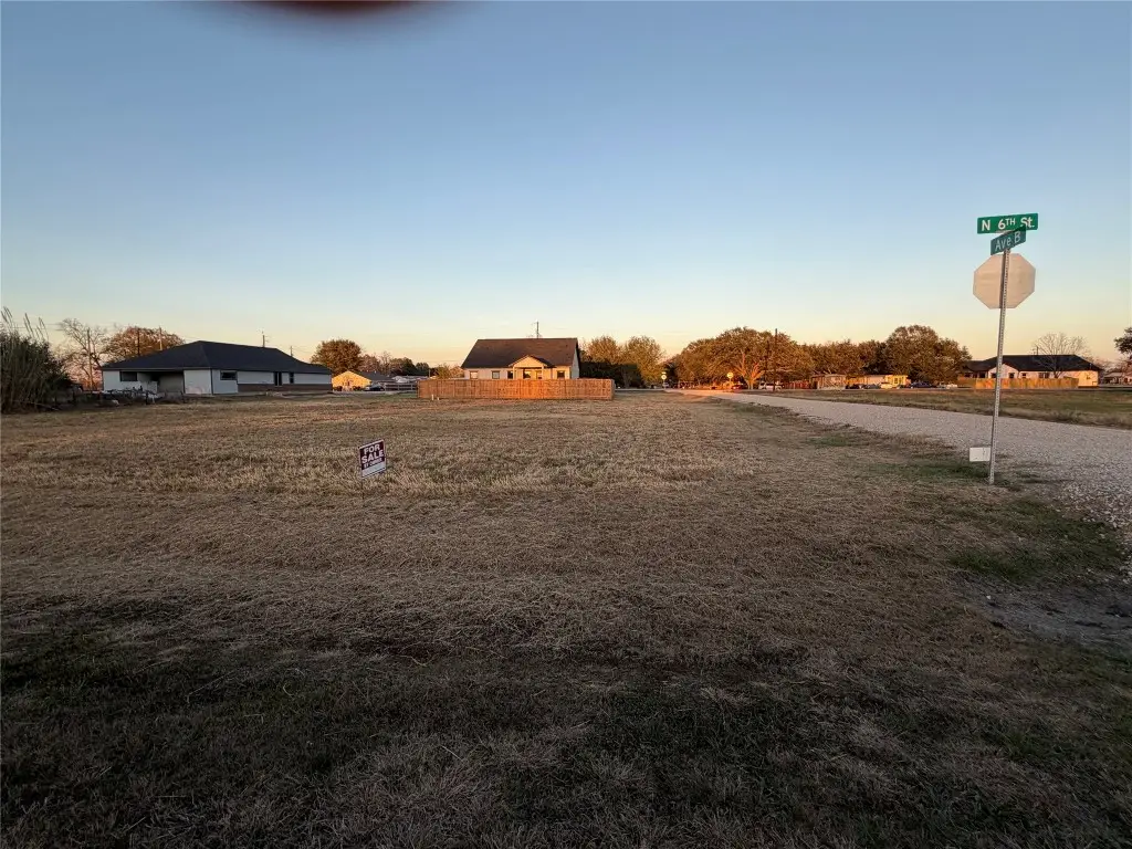 6th N Street, Beasley, TX 77417 - #1