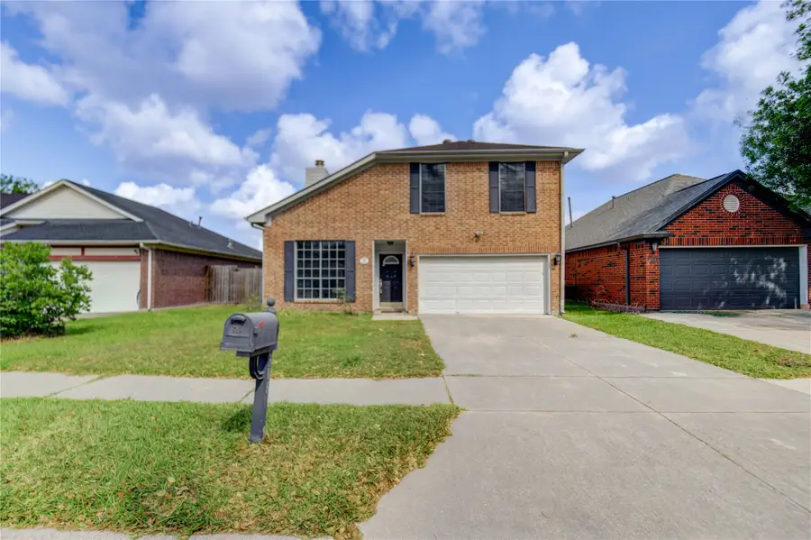 308 N Ranch House Road, Angleton, TX 77515 - #2