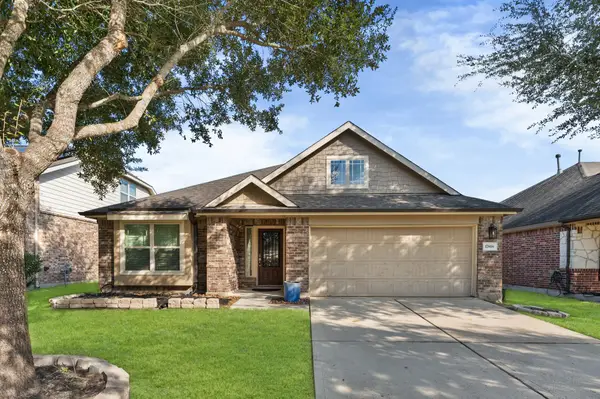 17818 Chelsea Dell Drive, Cypress, TX 77429