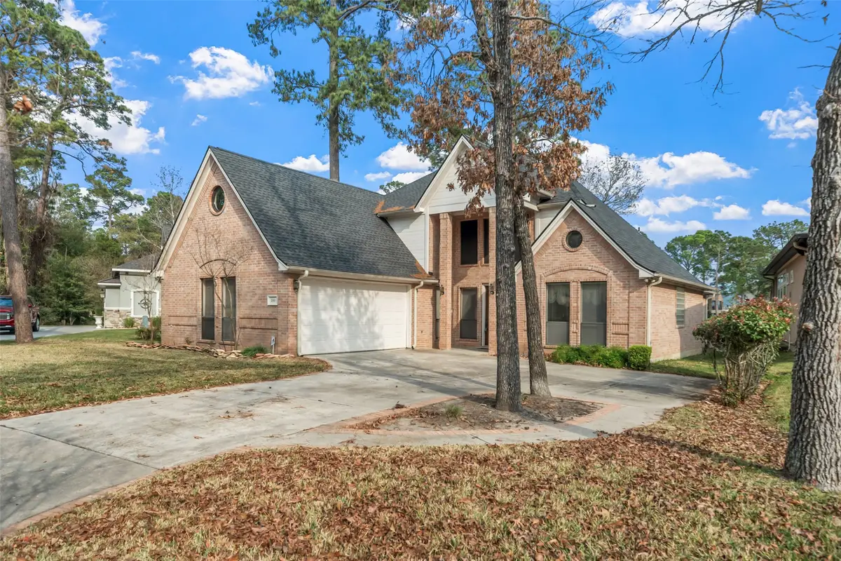 2910 Chaucer Drive, Montgomery, TX 77356 - Image #1