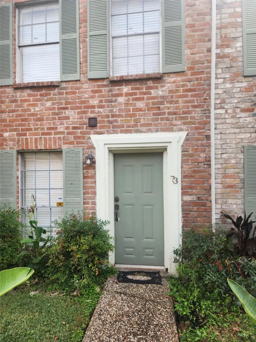 73 E Park West Drive, Houston, TX 77072 - Image #2
