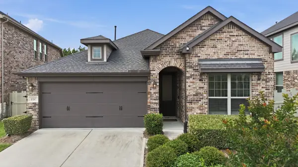 10147 Bayou Oaks Drive, Conroe, TX 77385