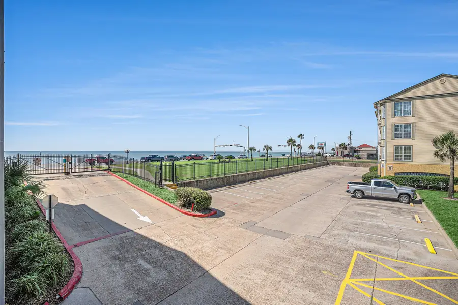 6300 Seawall Boulevard #6101, Galveston, TX 77551 - Image #2