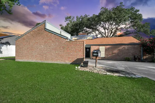 15822 Laurel Heights Drive, Houston, TX 77084