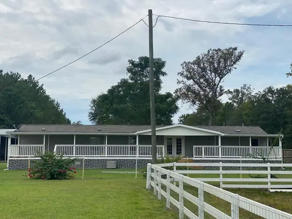 12 County Road 5037, Cleveland, TX 77327