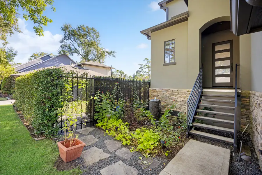 1106 Timbergrove Lane, Houston, TX 77008 - Image #2