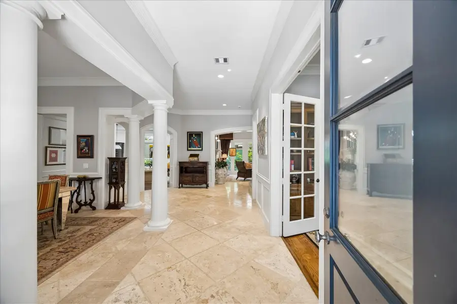 207 Briar Oaks Cove, Houston, TX 77056 - #3