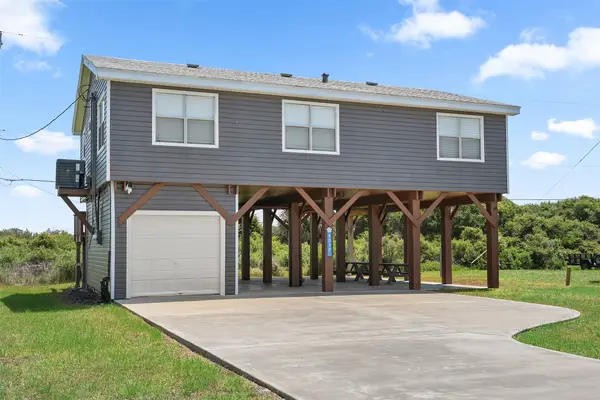 4039 San Jacinto Drive, Galveston, TX 77554