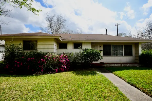 5602 Beldart Street, Houston, TX 77033