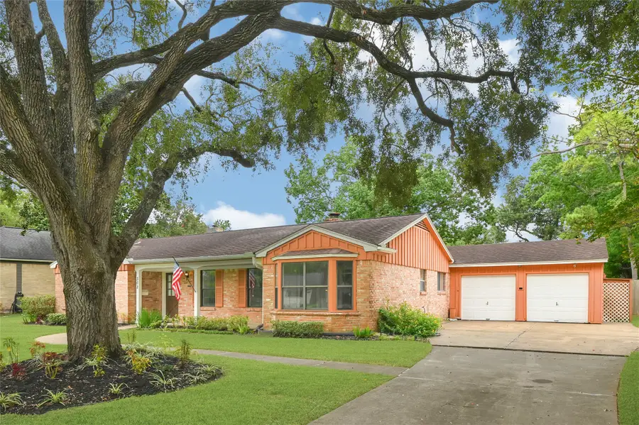 302 Bayou View Drive, El Lago, TX 77586 - Image #3