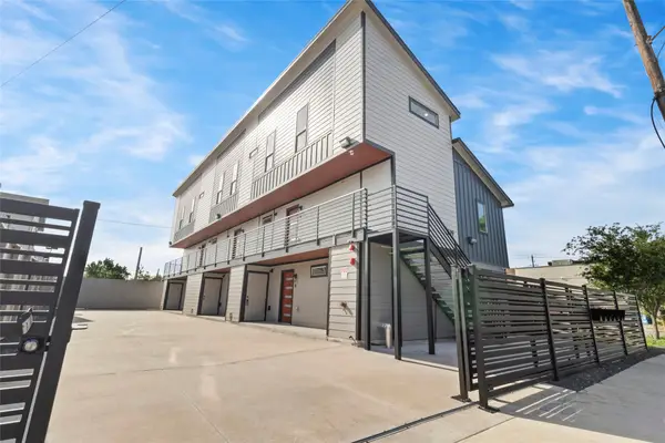 319 Eastwood Street, Houston, TX 77011