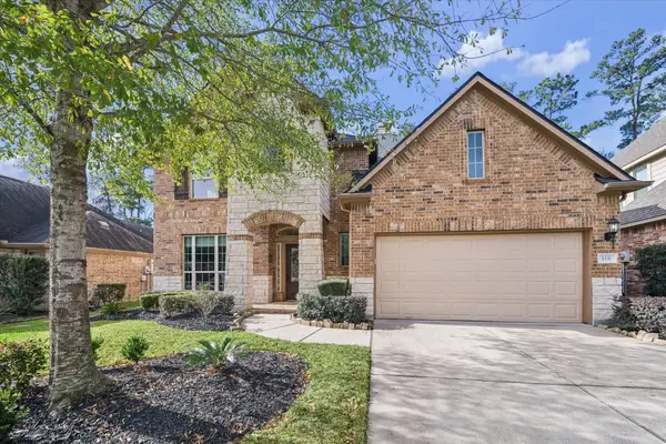 118 Hearthshire Circle, The Woodlands, TX 77354