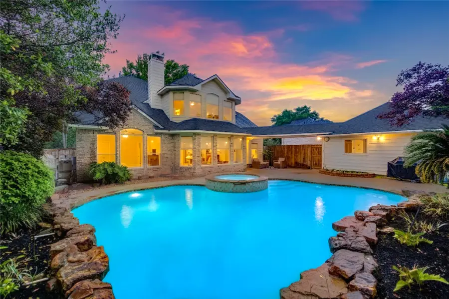 18 Arbor Bend Drive, Houston, TX 77070 - #2