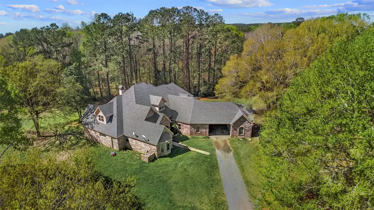 4720 State Highway 21 E, Hemphill, TX 75948 - #1