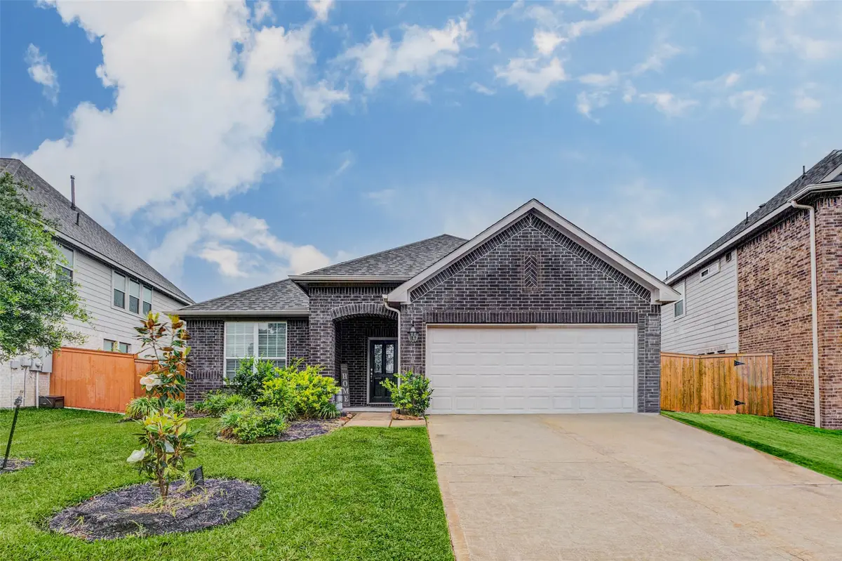 32823 River Chase Drive, Brookshire, TX 77423 - #1