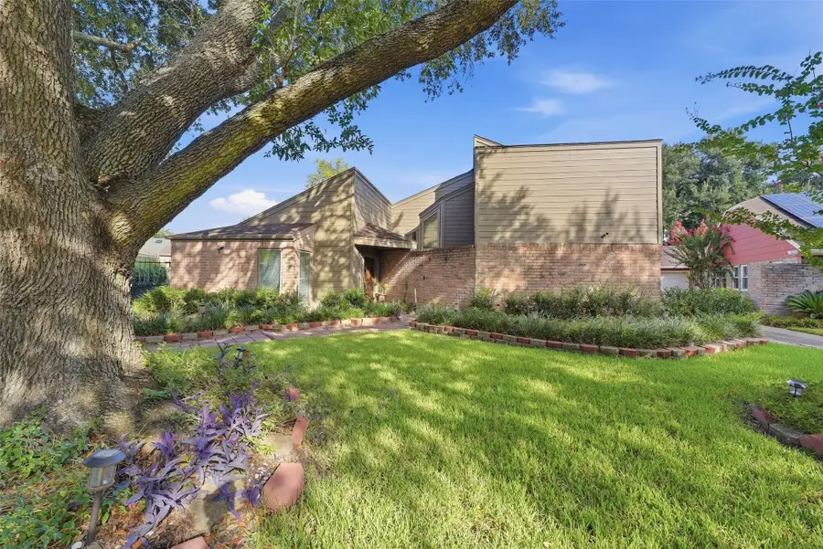 15326 La Mancha Drive, Houston, TX 77083 - #3