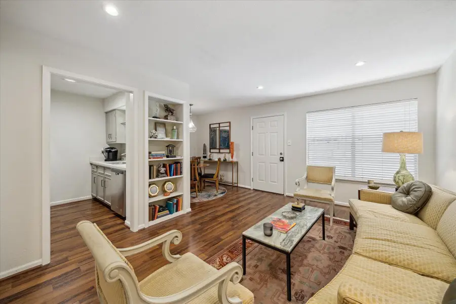 606 Marshall Street #C2, Houston, TX 77006 - Image #2