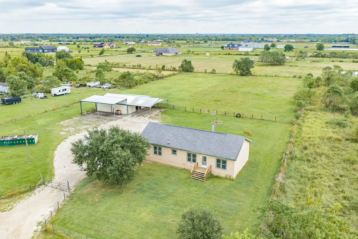 1108 County Road 55, Rosharon, TX 77583 - #1