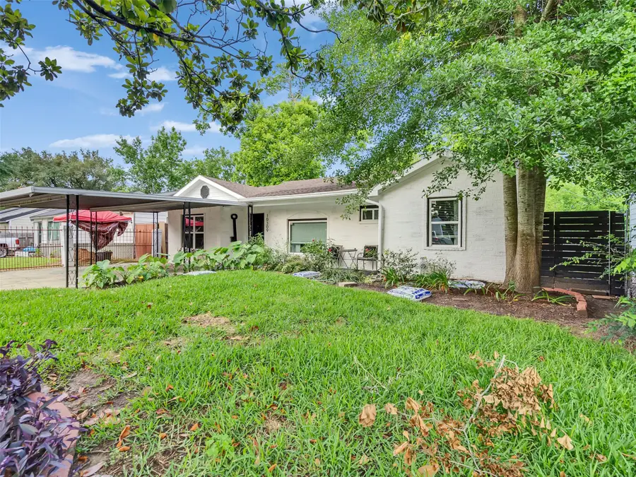 10309 Chesterfield Drive, Houston, TX 77051 - #3