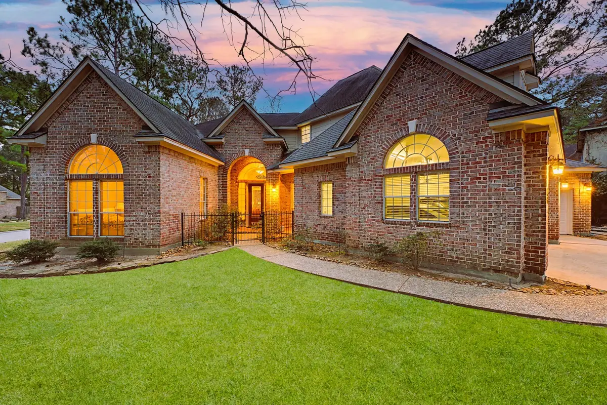 18 Floret Court, The Woodlands, TX 77382 - Image #1