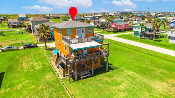 317 Crab Street, Freeport, TX 77541