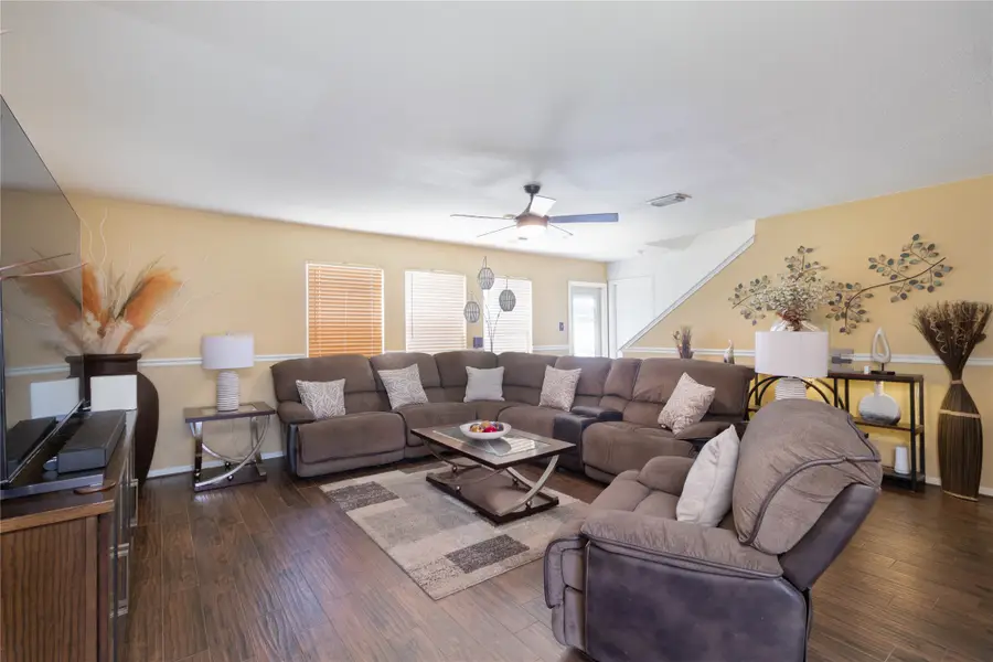 1202 Spring Apple Court, Houston, TX 77073 - Image #2