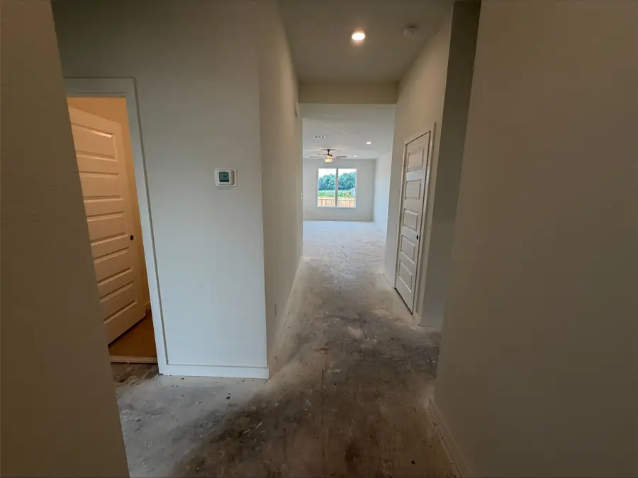 306 Rockbridge Drive, Huntsville, TX 77340 - #2