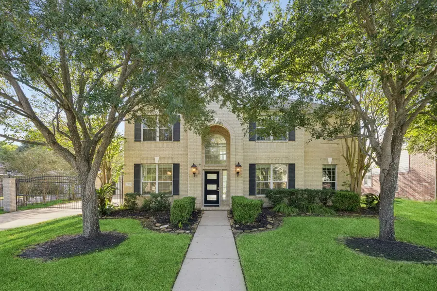 1906 Blue Water Bay Drive, Katy, TX 77494 - Image #2