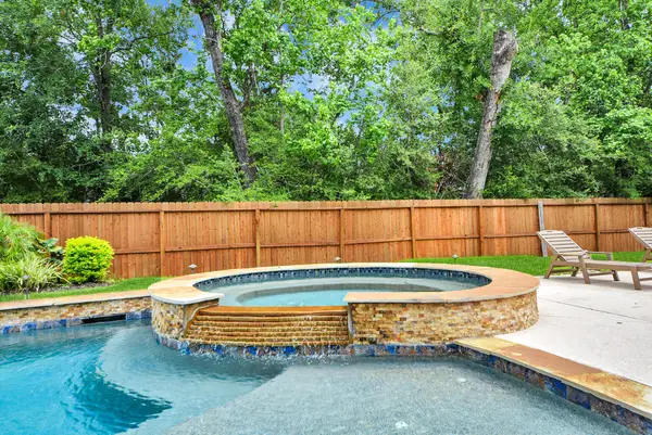 13211 Offshore Drive, Houston, TX 77044