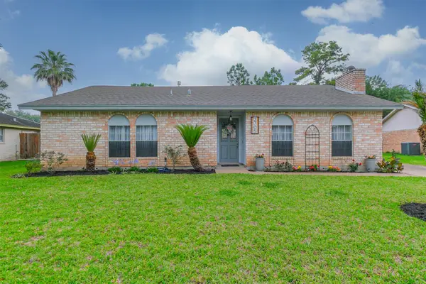 2705 Parrott Avenue, Rosenberg, TX 77471