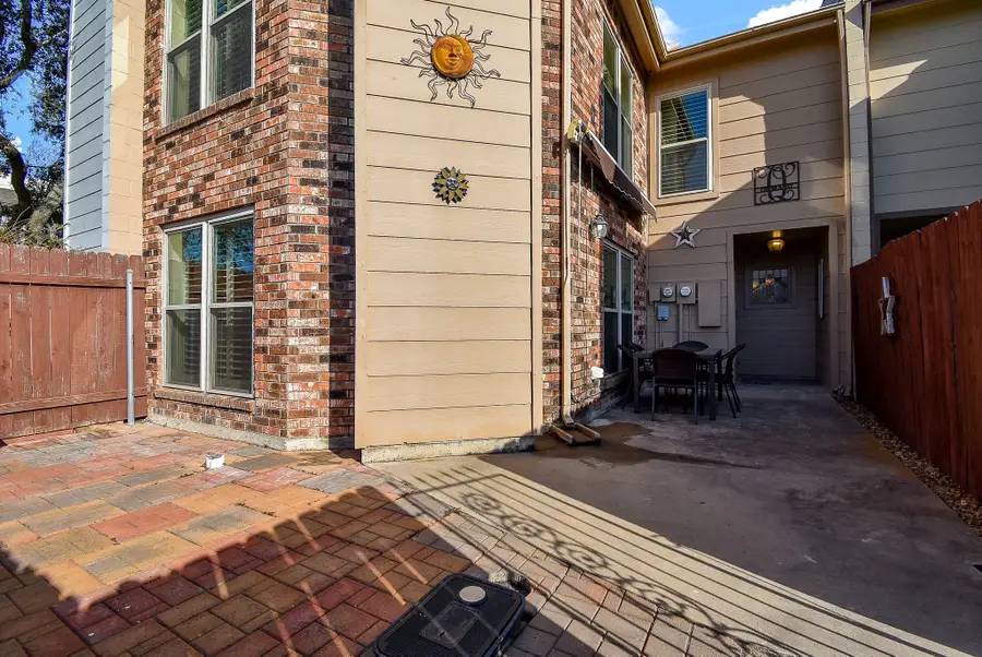 1730 Avenue C #F, El Campo, TX 77437 - #3