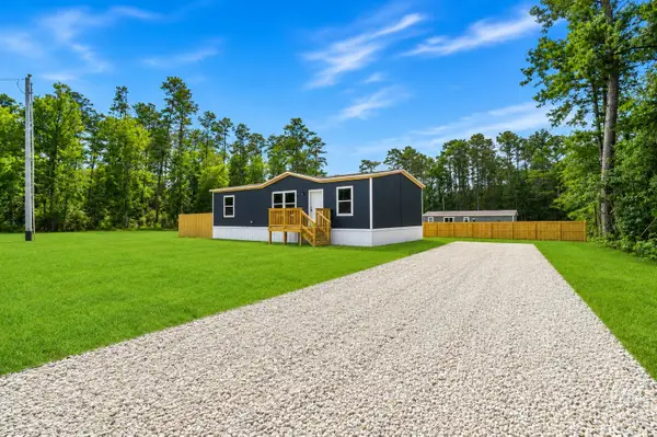 226 Broken Branch, Livingston, TX 77351