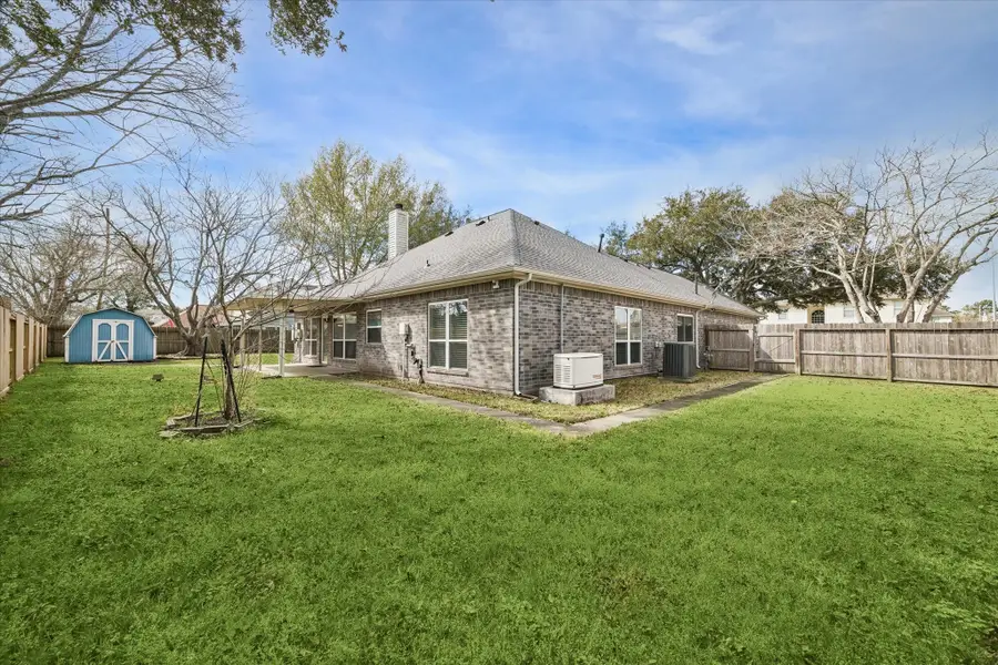 806 Charles Place, Baytown, TX 77521 - #3