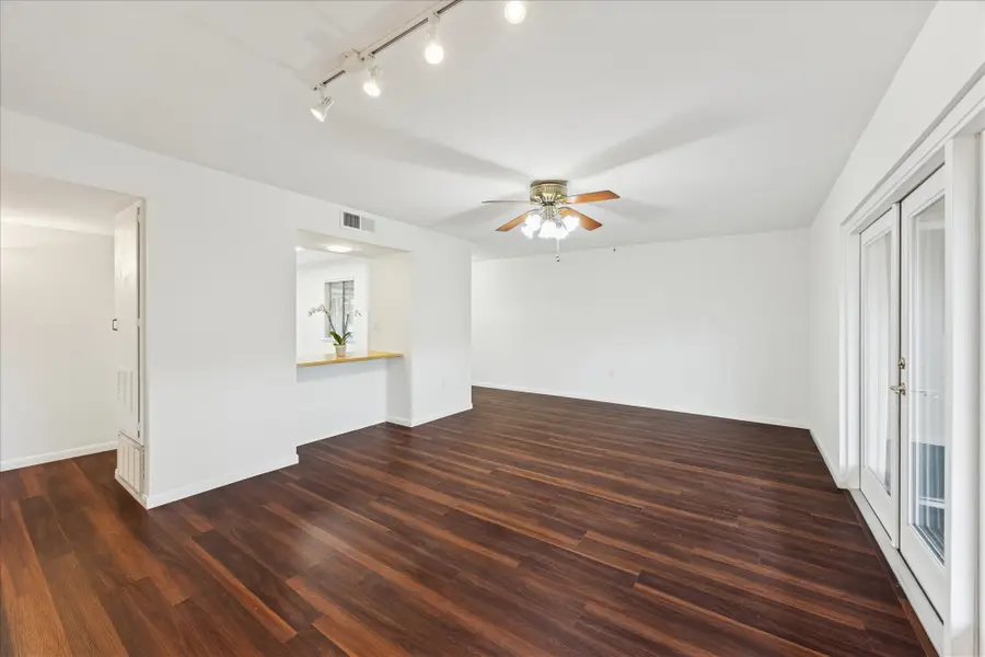 16514 Diana Lane, Houston, TX 77062 - Image #3