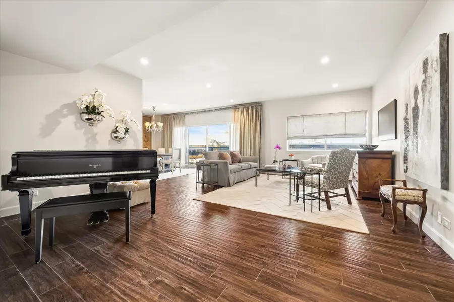 2929 Buffalo Speedway #A203, Houston, TX 77098 - #3