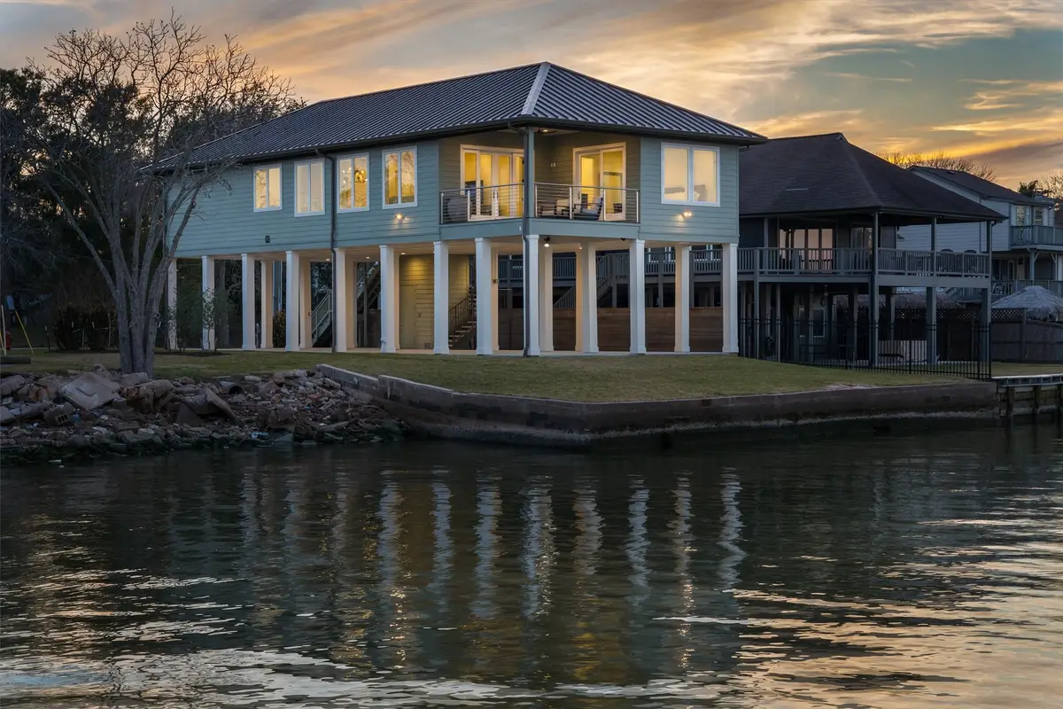 2002 Cove Park Drive, Kemah, TX 77565 - Image #1