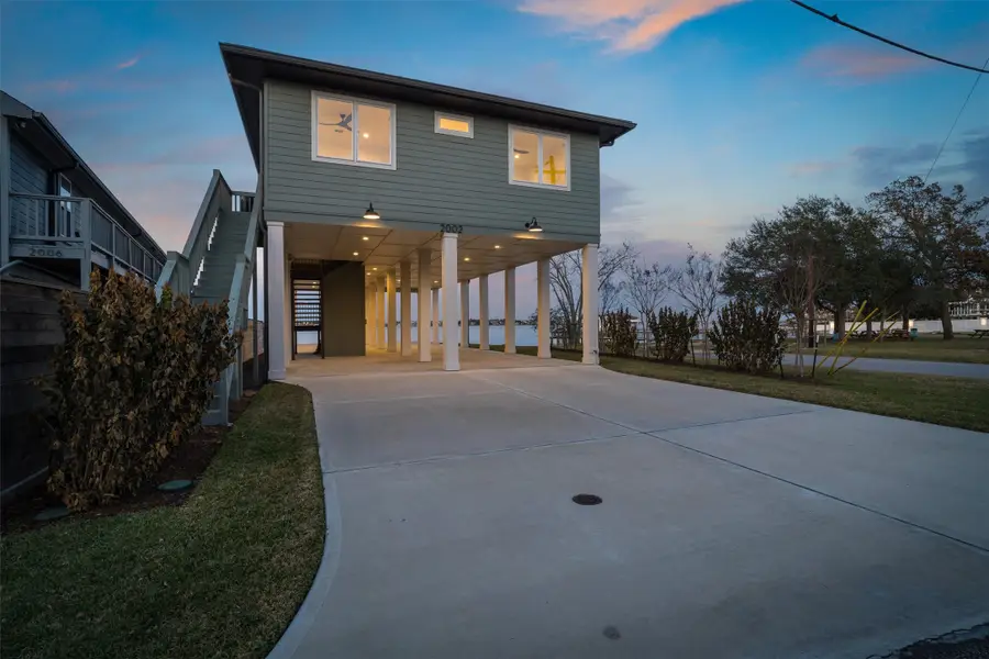 2002 Cove Park Drive, Kemah, TX 77565 - Image #2
