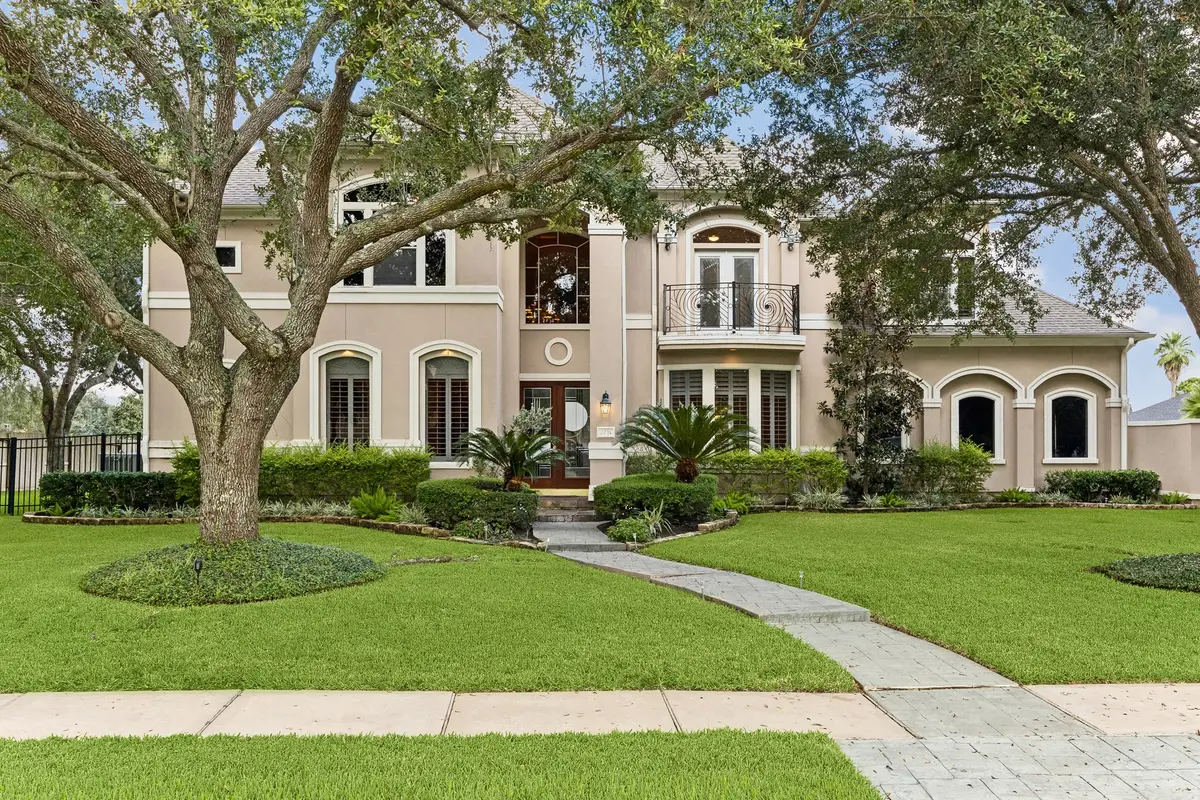 2731 Lakecrest Drive, Pearland, TX 77584 - #1